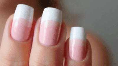 The Art of Negative Space: Minimalist Nail Art Ideas